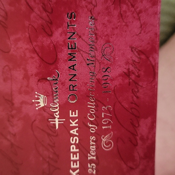 1998 Hallmark Keepsake Ornament - Cal Ripken Jr. At the Ballpark - Orioles - Picture 4 of 9